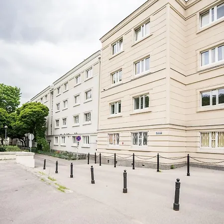 Apartment Oomph Big With Balcony Near Old Town