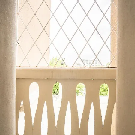 Apartment Oomph Big With Balcony Near Old Town Warsaw